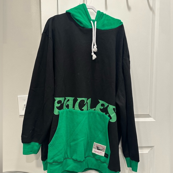 Mitchell & Ness Throwbacks Eagles Kelly Green & Black Sweatshirt - 4XLT - Picture 1 of 5